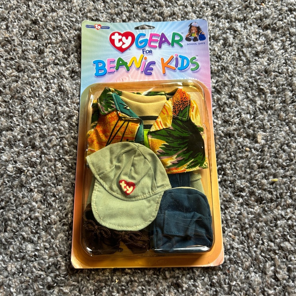 NEW in Box Vtg Y2K TY Gear "School Days" Clothing for Beanie Baby Kids
